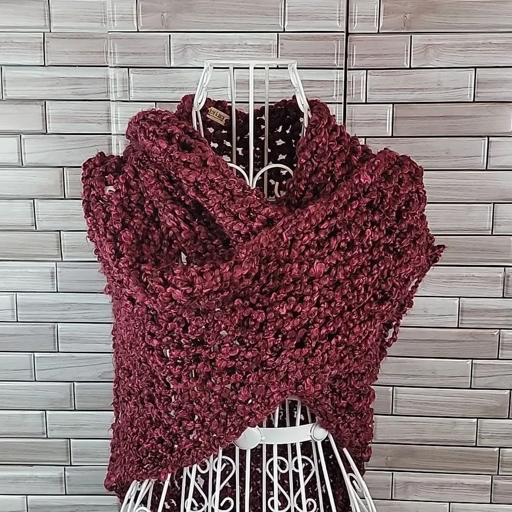 Olive and Arrow knit wrap. One Size